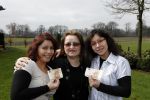 Goor 25 maart 2009
Cristina Oudewolbers met haar zus en schoonmoeder.
Peter Smulders bv