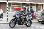 Amsterdam 31 oktober 2007
Daniel Boissevain met zoontje op motor.