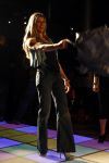 Amsterdam 16 maart 2008
danielle Overgaag bij modeshow Danie Bles waar ze met veel belangstelling naar de trouwjurken keek. danielle Overgaag Estelle Gullit en Leco v Zadelhoff zaten bij Danielle op de eerste rij.
Peter Smulders bv