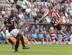 Eindhoven, 23 September 2007 Seizoen 2007/2008 Kompetitewedstrijd PSV-Feyenoord, eindstand 4-0
Danko Lazovic met Andre Bahia