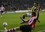 Eindhoven, 23 Oktober 2007
Champions League wedstrijd PSV-Fenerbahce, eindstand 0-0
Seizoen 2007/2008
Danko Lazovic in duel met Gokhan Gonul
