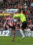 Eindhoven, 13 April 2008 Kampioenswedstrijd PSV-FC Twente, eindstand 1-1 Seizoen 2007/2008. PSV daardoor nog niet kampioen.
Sander Boschker wint het duel met Danny Koevermans