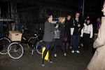 Amsterdam 22 november 2007
Daphne Bunskoek viert haar verjaardag met vrienden en Wessel v Diepen op een boot . Ook krijgt ze van vrienden een nieuwe fiets omdat haar oude fiets afgelopen week gestolen is.