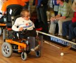 Alphen (Noord- Brabant) 16 September 2007 
Groot Rolhockeytoernooi voor gehandicapten georganiseerd door Target Angels uit Goirle.
International speler en met Nederland wereldkampioen, 
Dennis v d Boomen