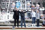 Amsterdam 1 februari 2008
Dennis v d Geest probeert aandacht te krijgen voor 