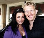 Noordwijk 3 juni 2008
Het Nederlands elftal vertrekt vanaf hotel huis ter Duin naar Schiphol voor het EK voetbal in Zwitserland en Oostenrijk. 
Dirk Kuyt met zijn vrouw