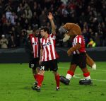 Eindhoven, 12 Maart 2008
UEFA 1/8 finale PSV-Tottenham Hotspur FC, eindstand 0-1
PSV wint na verlenging en straschoppen met 6-5 en gaat door naar de 1/4 Finale
Dirk Marcellis met Phoxy en Jefferson Farfan