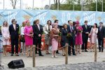 Makkum en Franeker30 april 2008
Koninginnedag 2008 met Koningin Beatrix Prins Willem Alexander Friso Constantijn Maurits Floris Pieter Christiaan Pieter v Vollenhoven en de prinsessen Maxima Laurentien Mabel Aimee Anita Margriet en Marilene. Ed Nijpels met zijn vrouw
Peter Smulders bv
