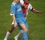 Amsterdam, 30 Januari 2008 Kompetitiewedstrijd AJAX-PSV, eindstand 0-2
Seizoen 2007/2008
Edgar Davids in duel met Timmy Simons