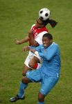 Amsterdam, 30 Januari 2008 Kompetitiewedstrijd AJAX-PSV, eindstand 0-2
Seizoen 2007/2008
Edgar Davids in duel met Jefferson Farfan