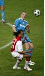 Amsterdam, 30 Januari 2008 Kompetitiewedstrijd AJAX-PSV, eindstand 0-2
Seizoen 2007/2008
Edgar Davids in duel met Timmy Simons