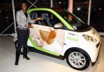Amsterdam 15 januari 2008
Edsilia Rombley krijgt smart auto voor haar goede doel.