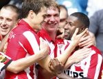 Eindhoven, 23 September 2007 Seizoen 2007/2008 Kompetitewedstrijd PSV-Feyenoord, eindstand 4-0
Edison Mendez is blij met zijn doelpunt (2-0)