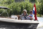 Nigtevecht, 24 Mei 2009
Edwin Smulders met zijn zwangere vrouw Anouk Smulders in hun sloep varend over de Vecht richting Muiden