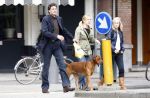 Amsterdam 11 september 2007
Edwin de Roy v Zuijdewijn met zijn hond wandelend op straat.