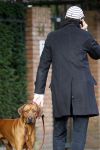 Amsterdam 12 oktober 2007
Edwin de Roy v Zuydewijn met zijn hond en gsm in Amsterdam.