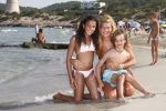 Ibiza 2 juli 2008
Estelle Gullit op vakantie met Joelle Gullit en Maxim Gullit