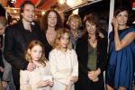 Amsterdam 5 november 2007
Premiere Hans Klok , see you in Vegas in Tuschinski. Famke Janssen met kinderen van haar zus Antoinette Beumer