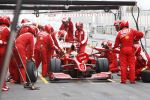 Barcelona 11 maart 2009
Test dag voor de formule 1 teams op het circuit van Barcelona. Felipe Massa voor Ferrari
Peter Smulders bv