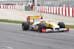 Barcelona 11 maart 2009
Test dag voor de formule 1 teams op het circuit van Barcelona. Fernando Alonso in een ING Renault
Peter Smulders bv