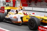 Barcelona 11 maart 2009
Test dag voor de formule 1 teams op het circuit van Barcelona. Fernando Alonso in een ING Renault
Peter Smulders bv