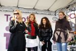 Amsterdam 31 januari 2009
Fajah Lourens Lieke v Lexmond en Renate Verbaan doen mee aan race met de nieuwe Toyota iq op de parkeerplaats bij het Okura. Fiona Hering presenteert het geheel
Peter Smulders bv