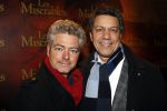Amsterdam 21 januari 2009
Premiere Les Miserables in Carre. Frank sanders met compagnon
Peter Smulders bv