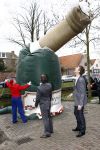 Edam 4 april 2008
Frank de Boer opent samen met zijn vrouw Helen een wwonwinkel in Edam. Zijn 3 kinderen zijn er natuurlijk ook bij.
Peter Smulders bv