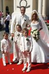 Fijnaart - Willemstad 9 mei 2008
Frans Bauer en Mariska Bauer trouwen. 
Christiaan Frans jr en Jan zijn er natuurlijk bij.