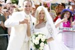 Fijnaart - Willemstad 9 mei 2008
Frans Bauer en Mariska Bauer trouwen. 
Christiaan Frans jr en Jan zijn er natuurlijk bij.