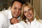 Fijnaart 11 mei 20-09
Frans en Mariska bauer met hun lasatste aanwinst Lucas. Ook Christiaan Frans en Jan waren natuurlijk aanwezig.
Peter Smulders bv
