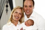 Fijnaart 11 mei 20-09
Frans en Mariska bauer met hun lasatste aanwinst Lucas. Ook Christiaan Frans en Jan waren natuurlijk aanwezig.
Peter Smulders bv