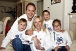 Fijnaart 11 mei 20-09
Frans en Mariska bauer met hun lasatste aanwinst Lucas. Ook Christiaan Frans en Jan waren natuurlijk aanwezig.
Peter Smulders bv