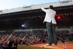 Eindhoven, 14 Juni 2008
Gastoptreden van Frans Bauer bij het 4daagse concert van Guus Meeuwis in het PSV stadion