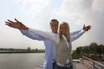 Oosterbeek, 24 April 2008
Frans Bauer komt samen met zijn a.s. vrouw Mariska Bauer aan met de helicopter.
Zij zijn gelandt op de huwelijksboot de 