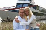 Oosterbeek, 24 April 2008
Frans Bauer komt samen met zijn a.s. vrouw Mariska Bauer aan met de helicopter.
Zij zijn gelandt op de huwelijksboot de 