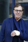 Amsterdam 20 april 2009
Presentatie blad l'homo van blad linda . Frans Molenaar met hand in gips/verband
Peter Smulders bv