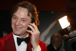 Rotterdam 16 december 2007
Premiere Evita in het nieuwe Luxor met oa Stanley Burleson Brigitte Heitzer en Roberto de GRoot. Andrew Lloyd Webber en Pieter v Vollenhoven zijn daarbij aanwezig. Frits Sissing met mobiel gsm