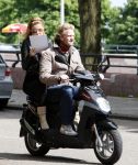 Amsterdam 18 mei 2008
Leco v Zadelhoff viert zijn 40e verjaardag met zijn vrienden in het hilton en ze maken een scooter rally door Amsterdam. 
Froukje de Both