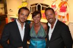 Molenaarsgraaf, 16 Mei 2008
Opening lief Babywear & Lifestyle.
Op de foto  directeur/eigenaar John v d Herik met zijn vrouw Yvonne v d Herik en PR man acteur Geert Hoes