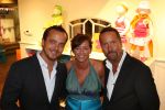 Molenaarsgraaf, 16 Mei 2008
Opening lief Babywear & Lifestyle.
Op de foto  directeur/eigenaar John v d Herik met zijn vrouw Yvonne v d Herik en PR man acteur Geert Hoes