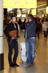 Amsterdam 27 augustus 2008
Geert Hoes en Arjen de vriend van Percy arriveren op schiphol nadat ze op Aruba zijn geweest voor de begrafenis van Percy.
Peter Smulders bv