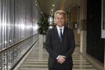 Den Haag 23 januari 2009 
Karel Hille interviewt Geert Wilders in de tweede kamer.
Peter Smulders bv