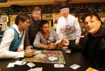 Volendam 22 januari 2008
Nick en Simon Jan Keizer en George Baker promoten dat de plaats volendam op een nieuw monopoly spel komt.