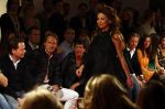 Amsterdam 2 maart 2009
Modeshow Jos Raak bij Loods 6 in Amsterdam. georgina Verbaan loopt mee en Jort Kelder komt kijken
Peter Smulders bv