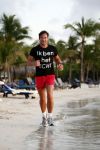 Curacao 2 januari 2009
Gerard Joling hard aan het lopen op Curacao. Hij loopt elke dag 10 km om fit te blijven.
Peter Smulders bv