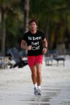 Curacao 2 januari 2009
Gerard Joling hard aan het lopen op Curacao. Hij loopt elke dag 10 km om fit te blijven.
Peter Smulders bv