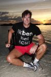 Curacao 2 januari 2009
Gerard Joling hard aan het lopen op Curacao. Hij loopt elke dag 10 km om fit te blijven.
Peter Smulders bv