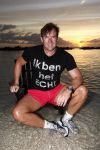 Curacao 2 januari 2009
Gerard Joling hard aan het lopen op Curacao. Hij loopt elke dag 10 km om fit te blijven.
Peter Smulders bv