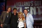 Hilversum26 maart 2008
Perspresentatie Holland's got talent in theater Gooiland met Gerard Joling Patricia Paay Viktor Brand en Henkjan Smits.
Peter Smulders bv